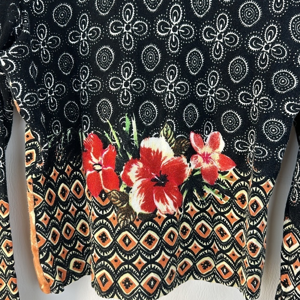 Alberto Makali Long Sleeve Leopard Graphic Pullover Top - Picture 7 of 9